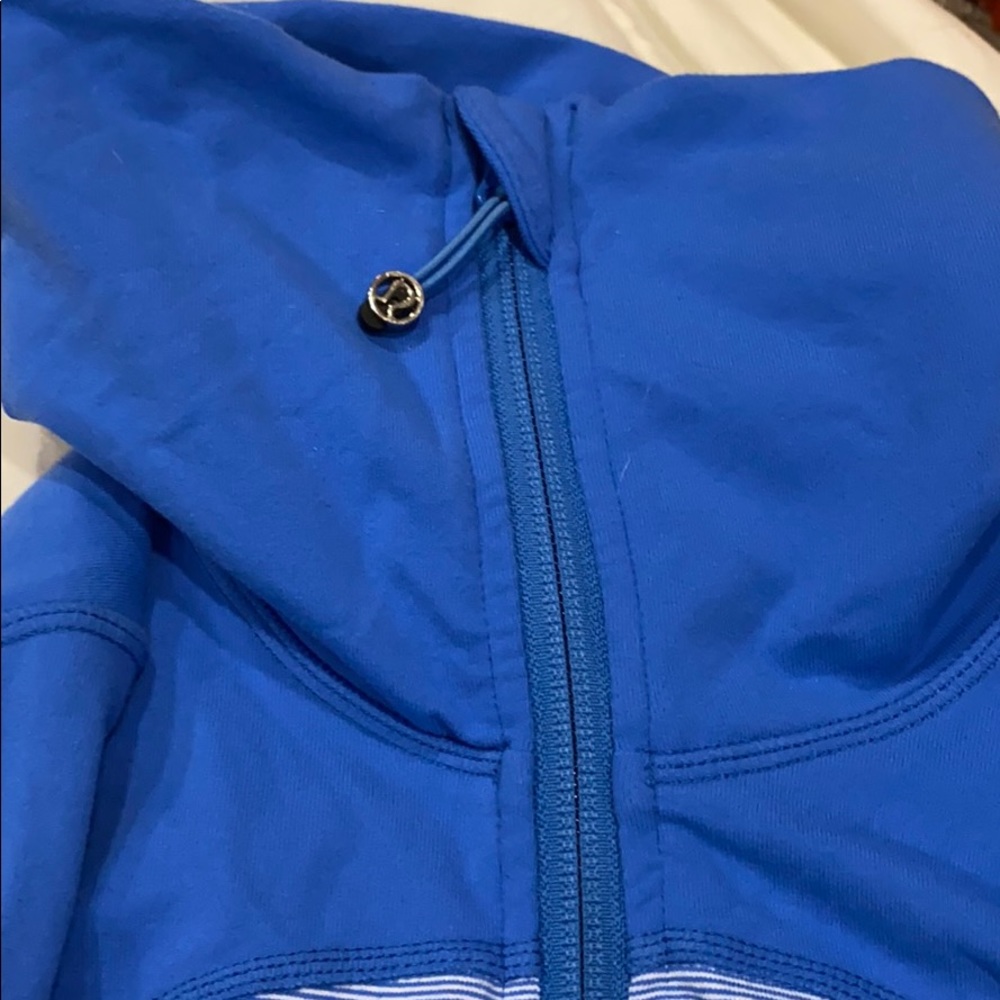 Lululemon Jacket Euc - image 3